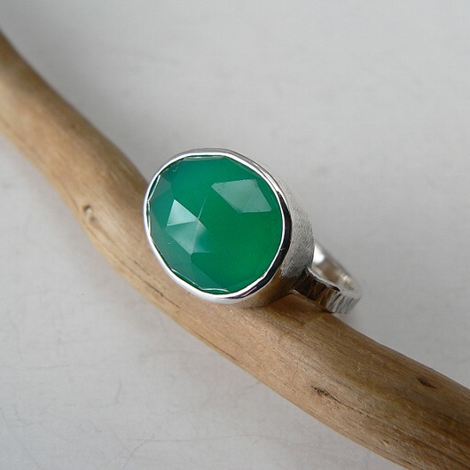 pierścionki srebrne Pierścionek -zielony onyks-