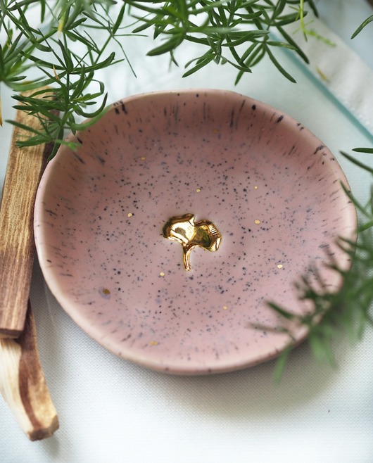 pojemniki na biżuterię Spodek na biżuterię lub palo santo