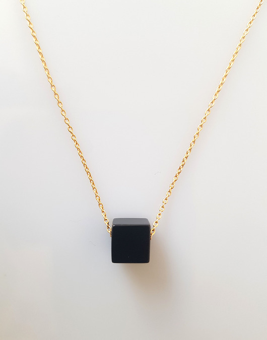 złote naszyjniki Naszyjnik Black Cube
