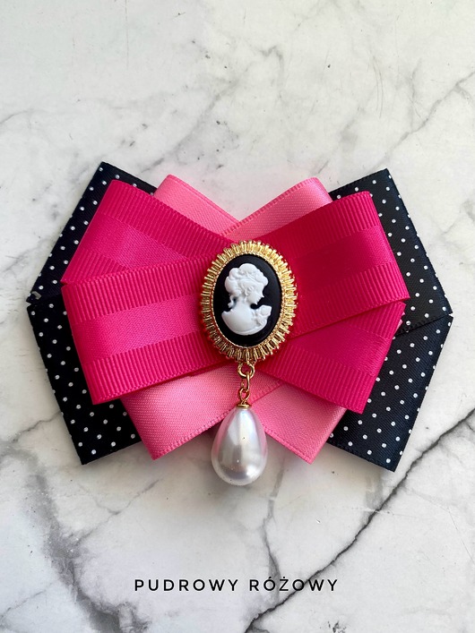 broszki Brosza Kamea Styl Glamour Dama Kameliowa z perłą