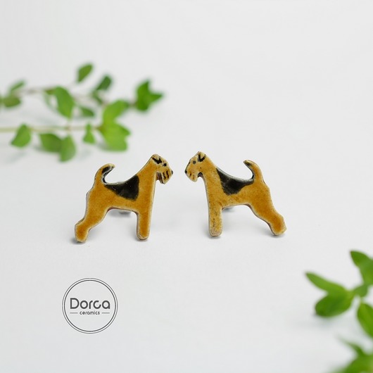 Airedale terrier mini pieski- ceramiczne sztyfty Dorca