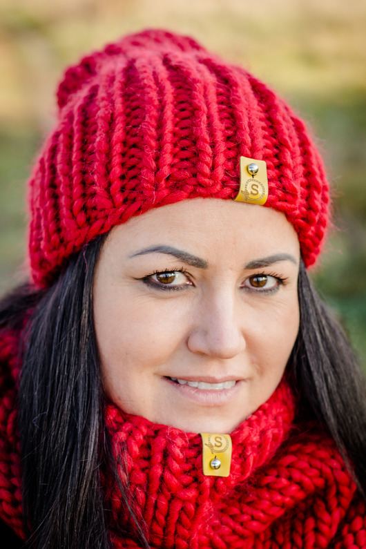 czapki damskie WOOLY Komplet wełniana czapka i komin czerwony