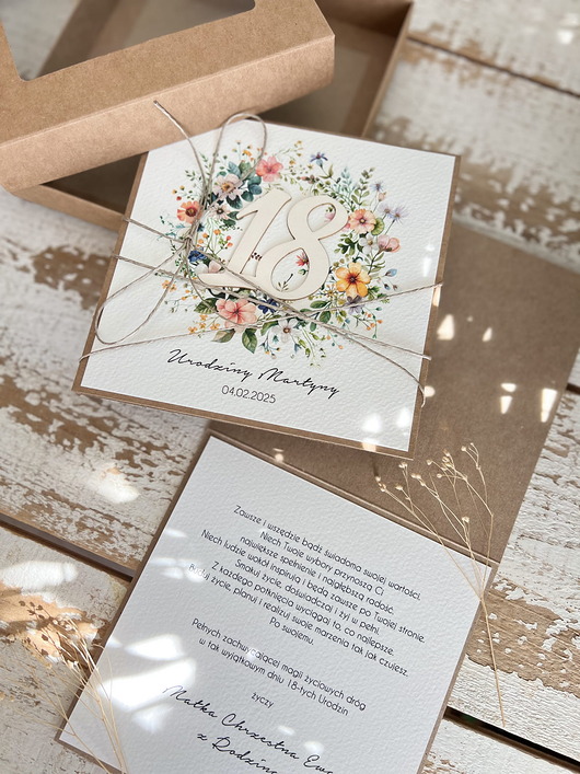 kartki scrapbooking Ręcznie robiona kartka na 18 urodziny, osiemnastka - pomysł na prezent życzen
