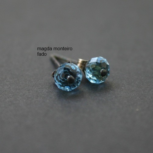 kolczyki swarovski Błękitne sztyfty