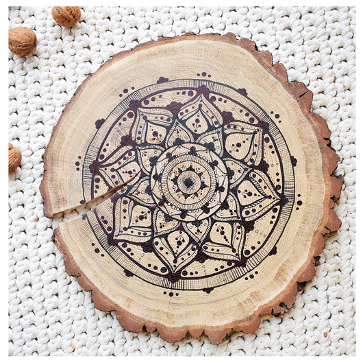 grafiki i ilustracje Rysunek na drewnie Mandala Nr.4 duża