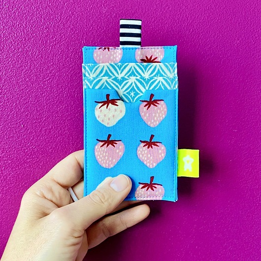 portfele damskie Strawberry Blue Etui