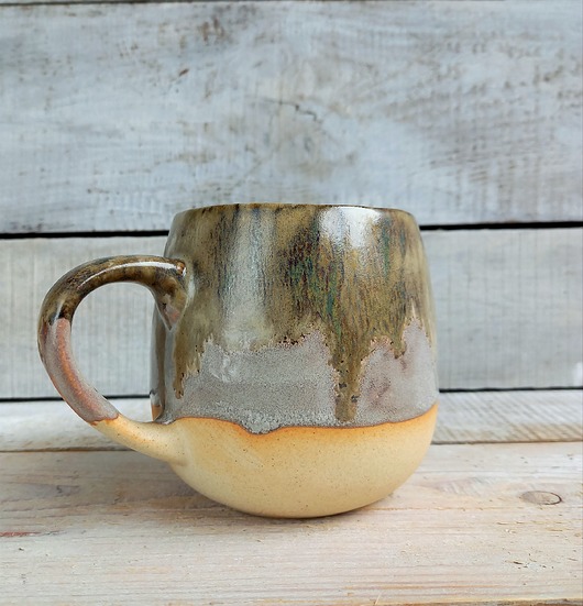 Duży ręcznie robiony kubek gruszka 420ml ceramiKaMDeka