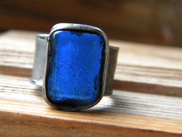Roman Ancient Ring ;) szkło dichroiczne Beata Trotter