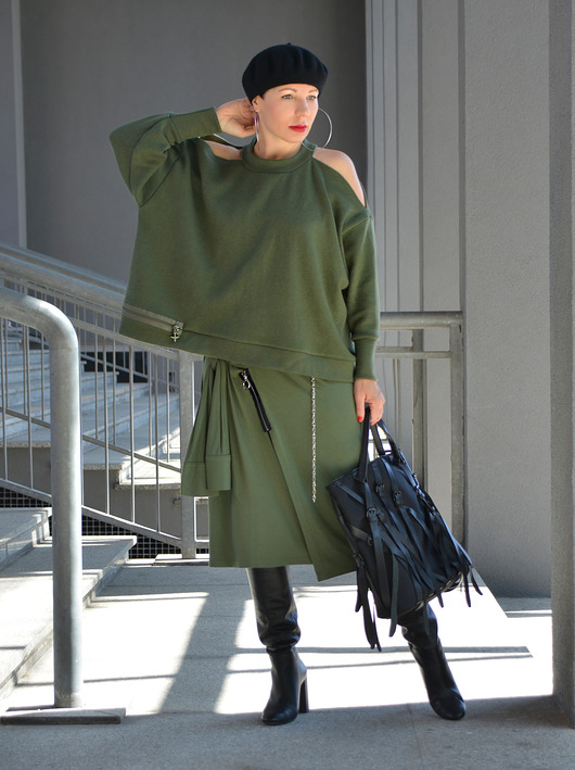 SWETER OVERSIZE khaki momo fashion