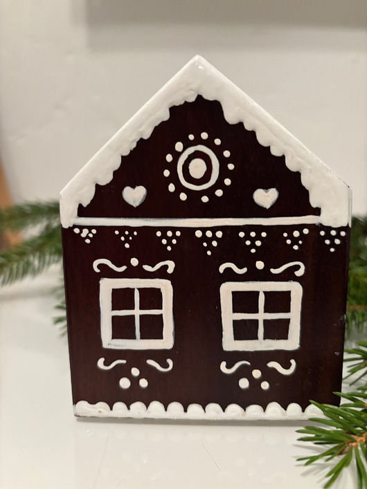 dekoracje świąteczne Drewniany domek zimowy 2
