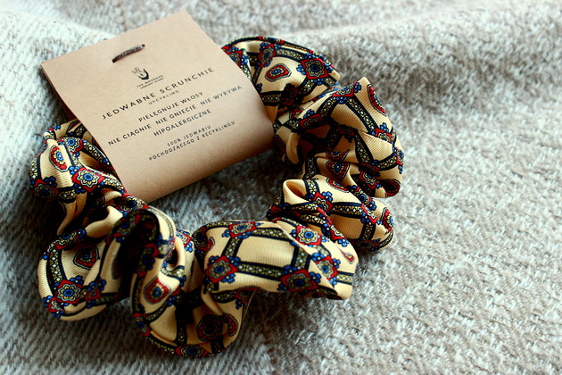 gumki do włosów Jedwabne SCRUNCHIE gumka do włosów Upcykling