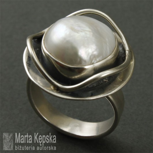 z perłą - pierścionek Marta Kepska