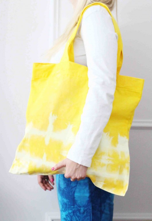 "Holidays Peace" Shopper Bag  MIH DESIGN