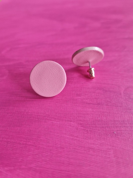 kolczyki - inne BARBIE . geometryczne skórzane