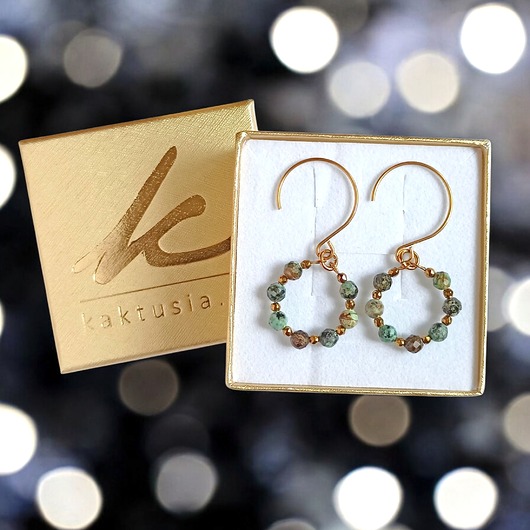 kolczyki z kamieniami Kolczyki : turkus afrykański : wianki : delikatne : ciekawe bigle