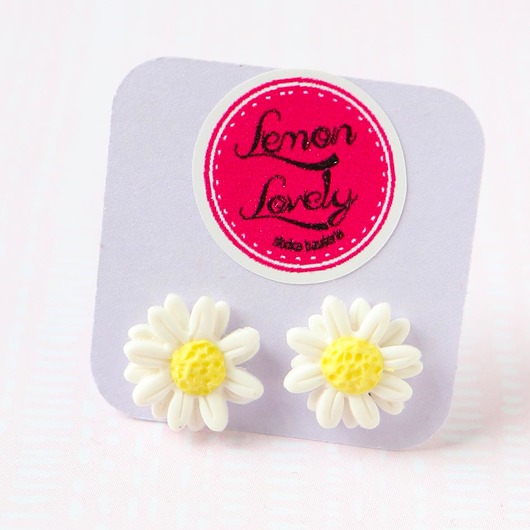 Stokrotki małe kolczyki sztyfty srebro Lemon Lovely