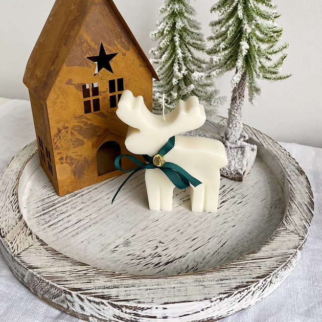 świeczniki i świece Świeca ekologiczna sojowa dekoracyjna "Renifer " 100x85mm