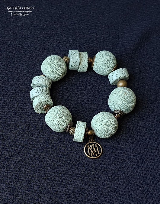 bransoletki z kamieni naturalnych Okazała bransoletka z zielonej lawy Prezent handmade