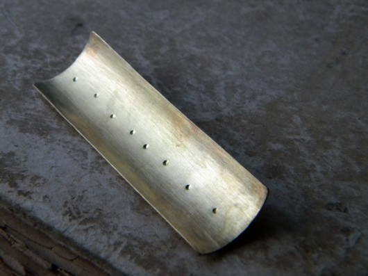 złota rynienka - broszka Beata Trotter