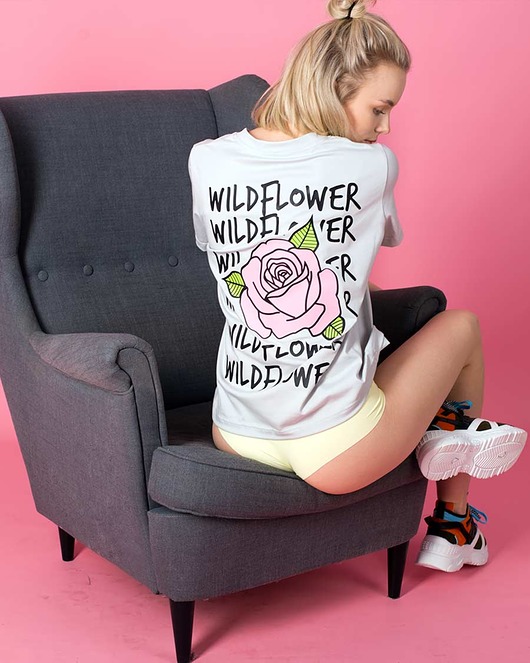 Koszulka z różą Wildflower ŁAP NAS
