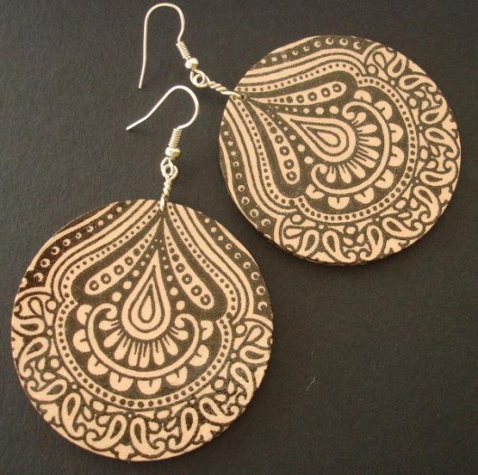 Ornament Iris Szarooka