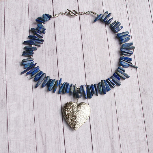 kolie S A L E : unikatowy sekretnik z lapis lazuli