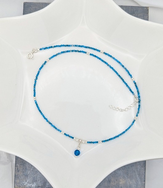 srebrne naszyjniki Delikatny naszyjnik z apatytów