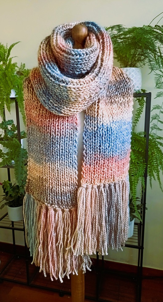 szale damskie Bardzo długi szal z frędzlami