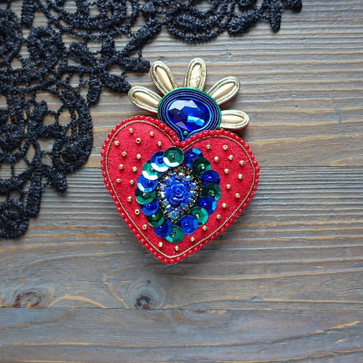 Kolekcja Frida- broszka kolorowe serce Mró Soutache