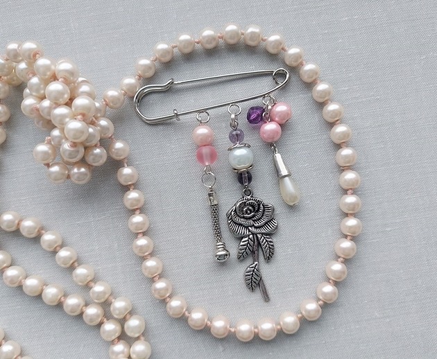 broszki Elegancka broszka z różą