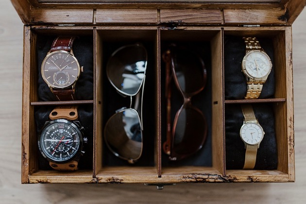 akcesoria - inne Drewniane pudełko na zegarki