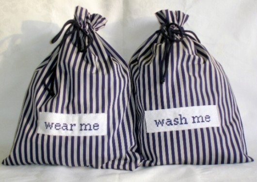 &quot;wash me & wear me&quot; - granat i stal metka by traczka