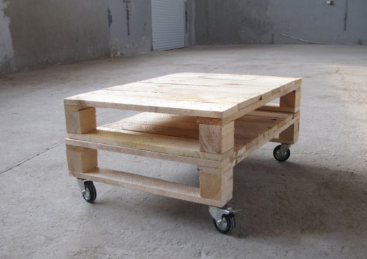 stoliki kawowe STOLIK KAWOWY Z PODWÓJNEJ PALET!!pełny blat.