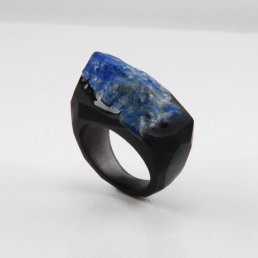 pierścionek z żywicy Pierścień z lapis lazuli