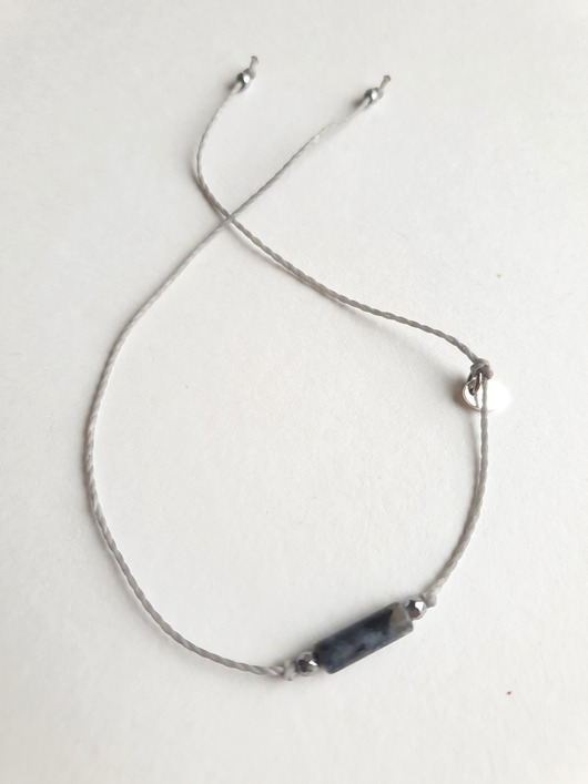 bransoletki na sznurku Bransoletka BOHO sznurkowa szary, larvikit, hematyt