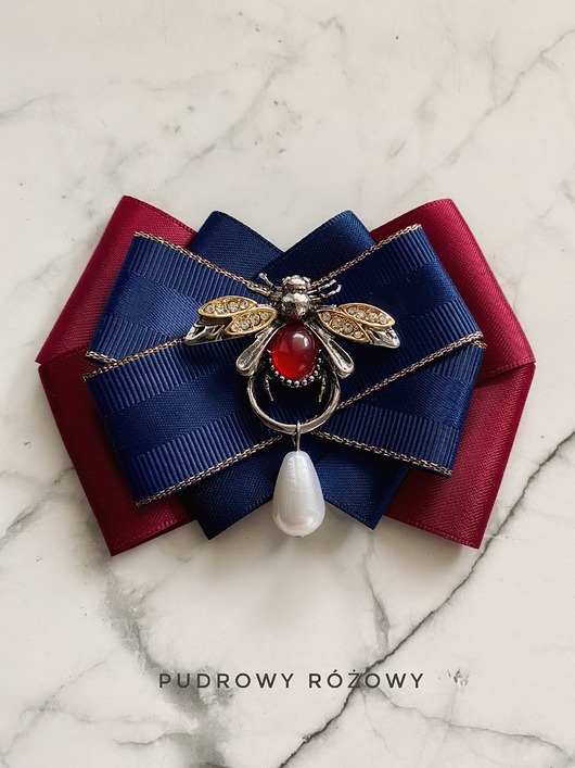 broszki Brosza z cudnym Owadem z perłą i bordowym kamieniem New Jesień