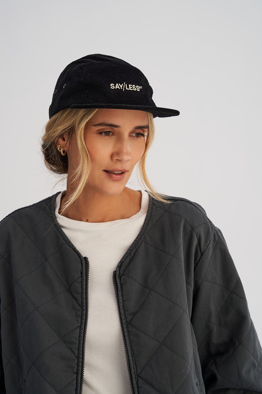 czapki damskie Czapka sztruksowa CAMPER czarna