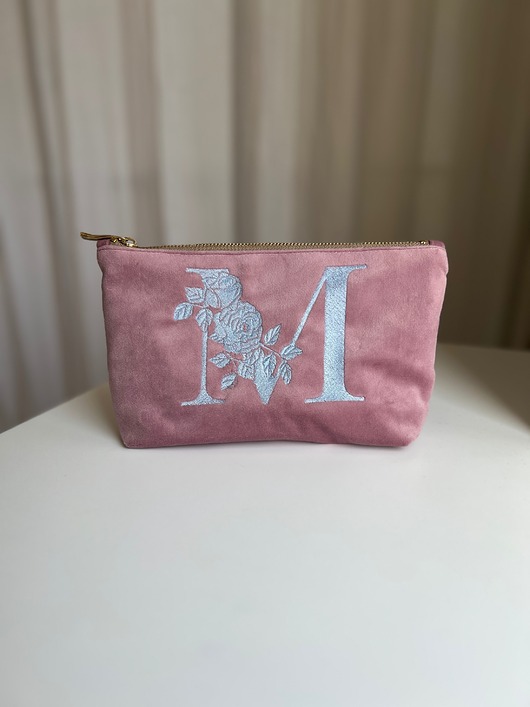 kosmetyczki Kosmetyczka litera imienia różowa
