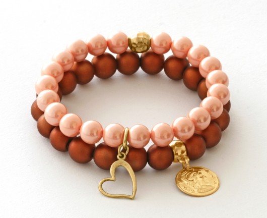 Salmon pearl & caramel mat glass set. Lavoga