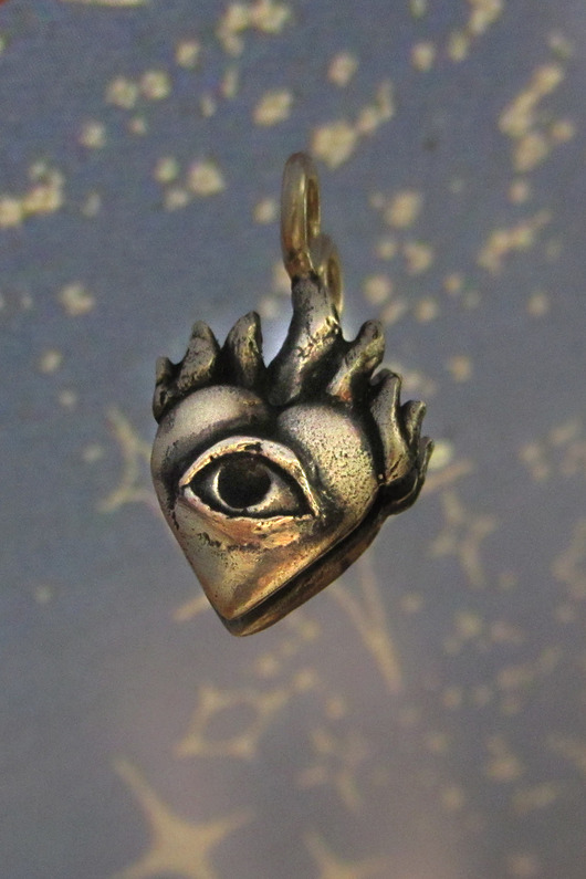 wisiory Zawieszka ze srebra Płonące Serce