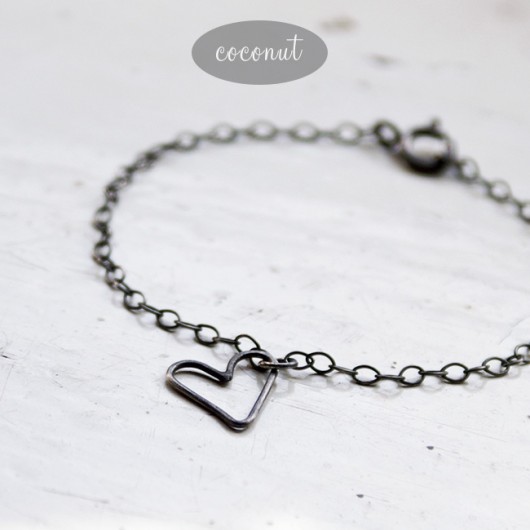 bransoletki wire wrapping LOVE IS IN THE AIR - srebrna bransoletka