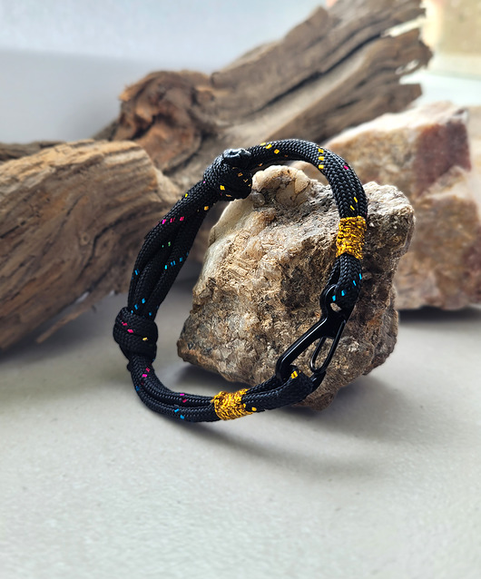 bransoletki na sznurku Adventure- damska bransoletka WSPINACZA