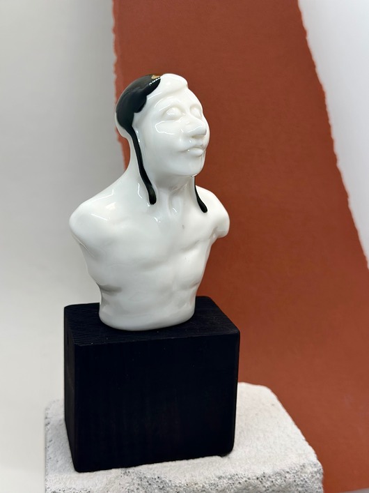 figurki i rzeźby Korek do wina/  figurka  porcelanowa