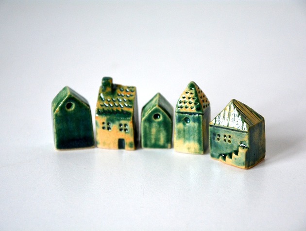 dodatki - różne 5 x Domki ceramiczne miniaturki