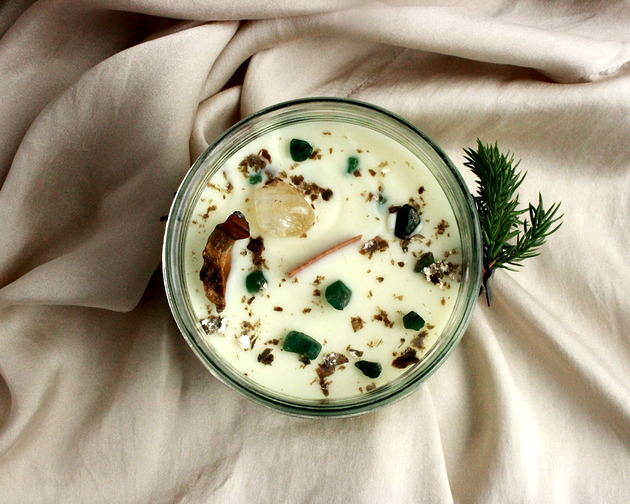 świeczniki i świece COZY MOMENTS świeca sojowa  250ml z kryształami