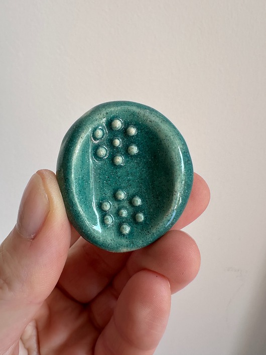 akcesoria różne Kamień antystresowy, worry stone, gładzik, kciukowiec