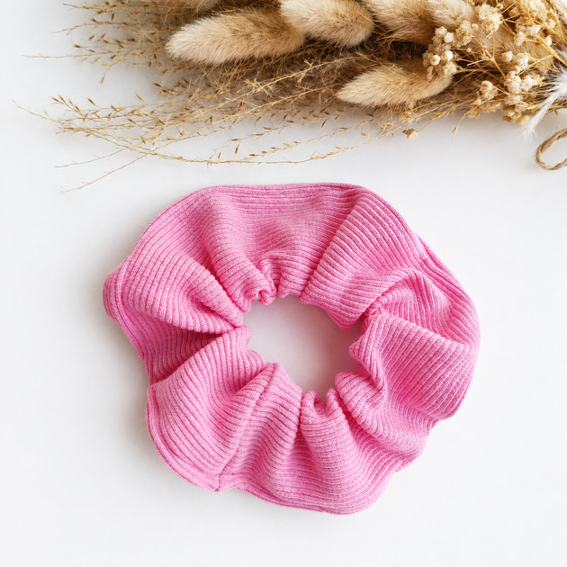 gumki do włosów Frotka scrunchie z prążkowanej dzianiny - pink