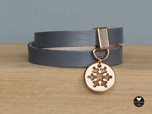 grey snowflakes gold barboleta