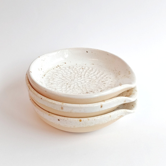 kuchnia - różne Podstawka pod łyżkę kremowa