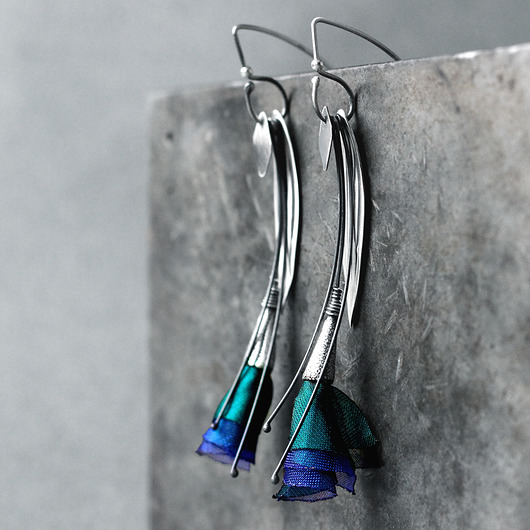 kolczyki wire wrapping Długie kolczyki w kolorze pawiego pióra AKHA